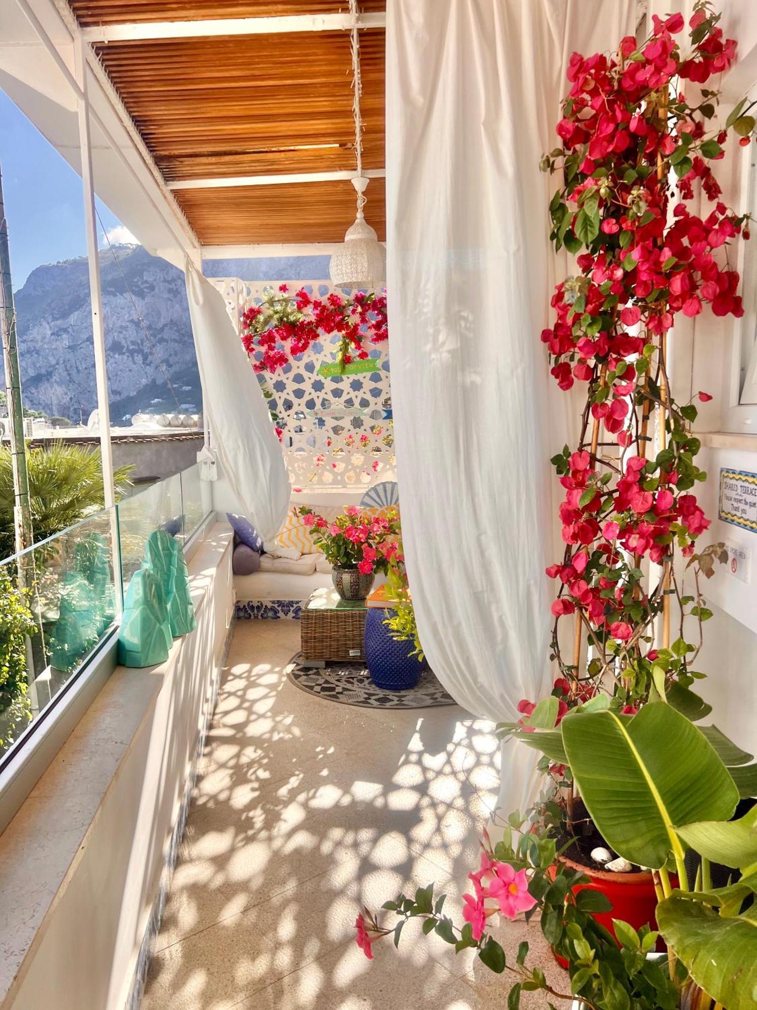 Suite Belvedere Capri Exclusive Rooms ภายนอก รูปภาพ